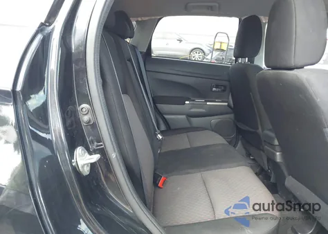 2019 Mitsubishi Outlander Sport 2.0 Es z USA, uszkodzony, nr VIN JA4AP3AU2KU030612